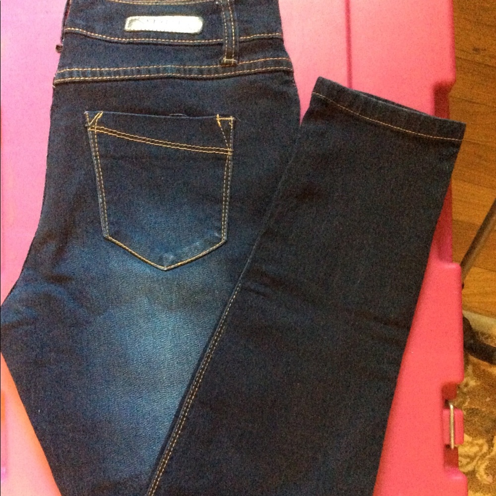 Skinny jeans